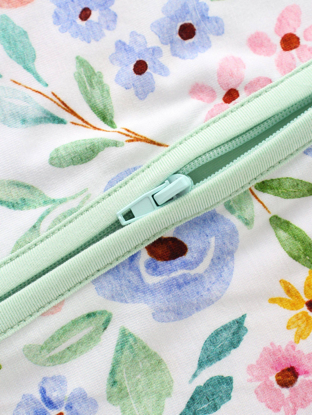 Floral Bamboo Convertible Zippy