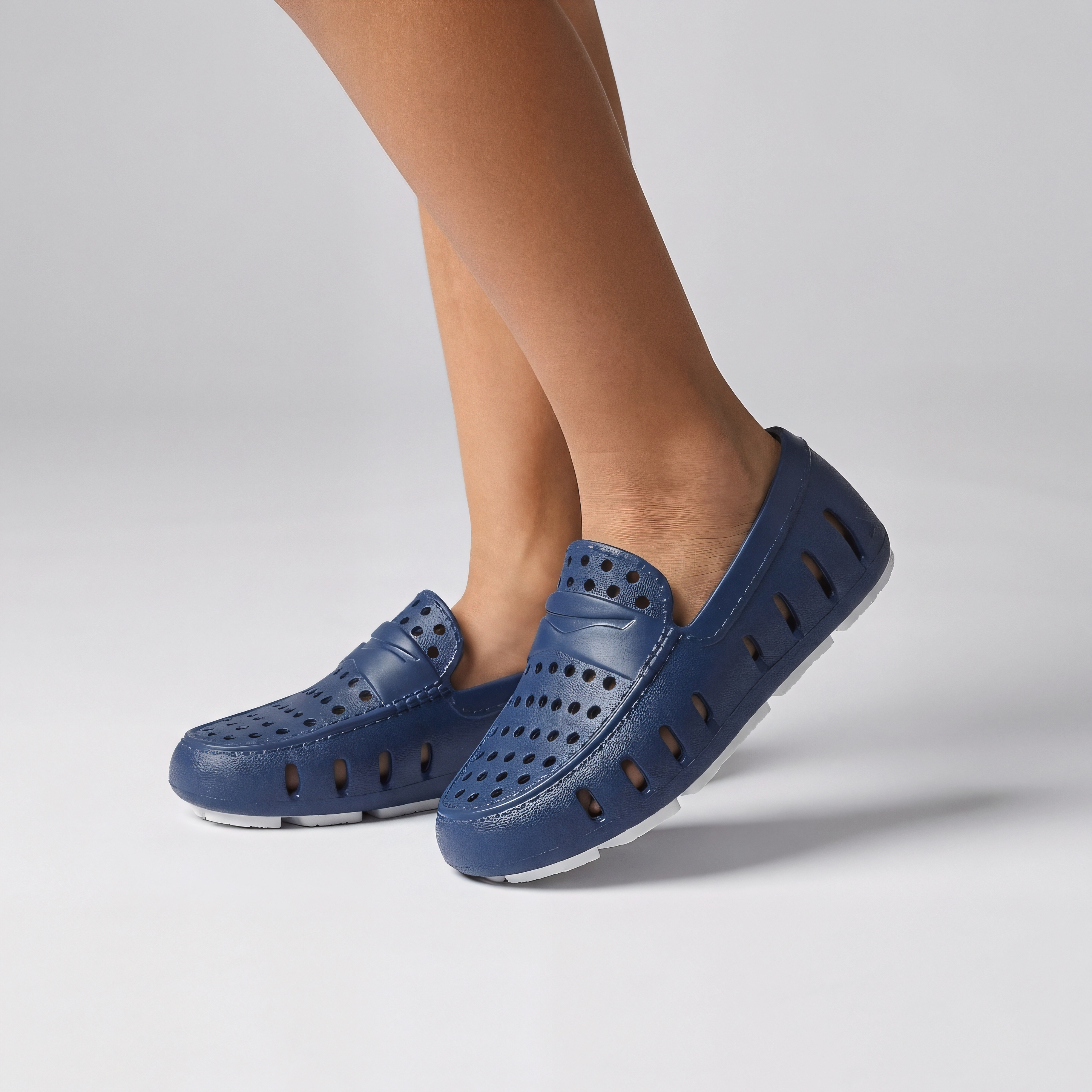 Kids Prodigy Navy Peony Bright White Loafers